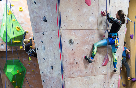 Rock climbing shoes sales price